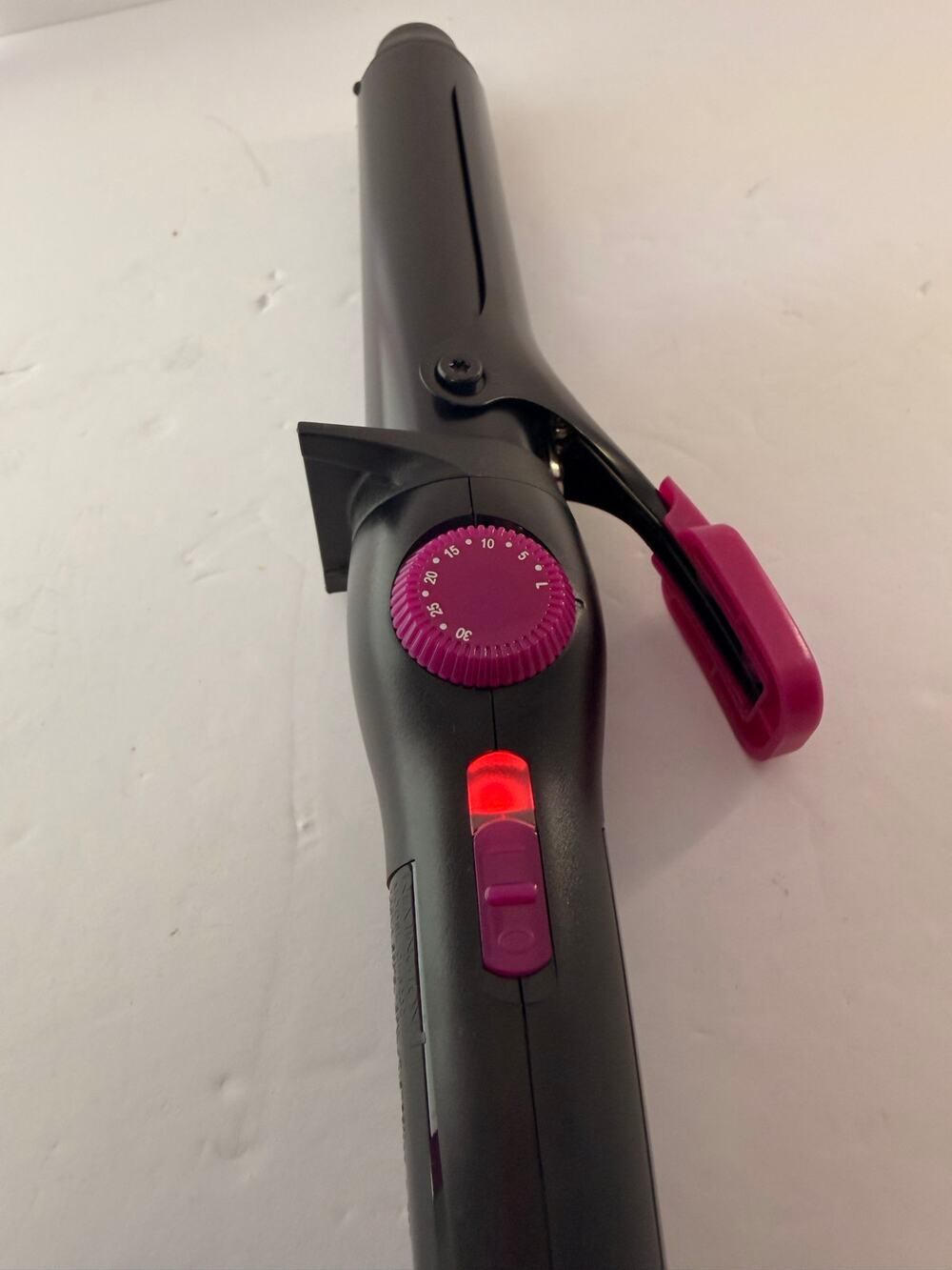 Remington CI-5232 Flat Iron Straightener 120V 120W 11" Long Used Works Great